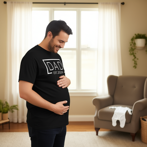 T-shirt Dad Est 2026, cadeau pour papa qui va devenir père, pour l'attente d'un bébé en 2026 - Product Image 3