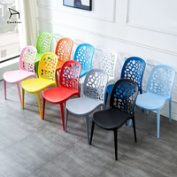 Chaise de salle à manger en plastique creuse empilable pour extérieur, jardin et restaurant, vente en gros, offre spéciale