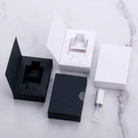 Boîte auto-érectrice vide en carton d'art avec poignée, recyclable, pour cosmétiques, parfums, huiles essentielles, estampage blanc/noir
