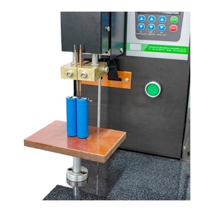 Soudeuse par points électrique portable semi-automatique à batterie Li-ion, conception à pied unique, nouvelle, incluant moteur, pompe et transformateur - Product Image 3