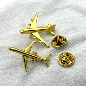 Le fabricant se spécialise dans la production de broches d'avion en métal Formes personnalisées et divers badges de chapeau en métal d'avion - Product Image 5