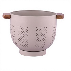 Passoire Vintage Design Passoire en acier inoxydable Ustensiles de cuisine en métal pour évier pour la préparation du riz et des aliments - Product Image 1