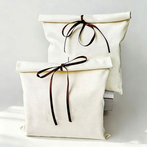 Sac à poussière en toile avec logo personnalisé, bord roulé, pochette à rabat, cordon de serrage, pour chaussures et sacs - Product Image 4