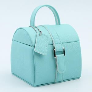 Portagioie <span class=keywords><strong>in</strong></span> Pelle PU, Scatola Portatile per Anelli, Orecchini, Collane e Orologi, Design con Chiusura Nascosta - Product Image 5