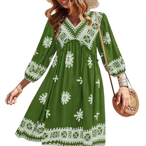 Vestido de Mujer de Alta Calidad para Otoño 2026, Estilo Vintage, Tejido Floral, Corte Ajustado, Línea A, Manga Larga, Cuello Alto, Cierre de un Solo Botón - Product Image 3