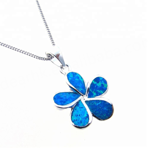 Colgante de Plata de Ley con Flor de Plumeria y Ópalo Azul, Joyería Hawaiana para Mujer - Product Image 3