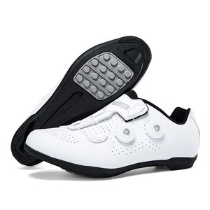 Chaussures de vélo de route et de montagne professionnelles à clipser, sans crampons, toutes saisons, semelles rigides, respirantes, résistantes à l'usure, légères, antidérapantes - Product Image 4