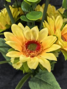 رؤوس عباد الشمس الصفراء عالية الجودة من الحرير الصناعي لصنع الأساور والربطات وديكور المنزل وعروض المسرح والحرف الزهرية - Product Image 4