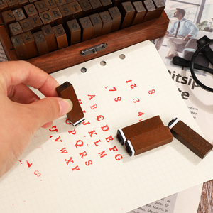 Sello Creativo de Letras y Números en Caja, Estilo Retro, Material Escolar para Estudiantes, Marca Yue Zhen, Modelo <span class=keywords><strong>M</strong></span> - Product Image 2