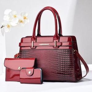 Wholesale Fashion Patent PU Leather Alligator Pattern Luxury <b>Bags</b> Women Handbags Shoulder Ladies Hand <b>Bags</b> - Product Image 1