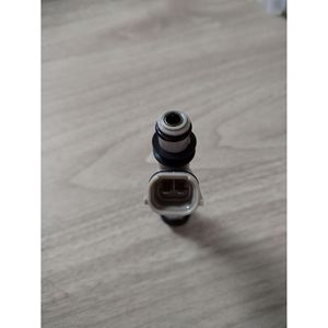 Inyector de Combustible 35310-23700 para Motores Hyundai Kia 1.8L 2.0L I4, Compatible con Transmisión Manual - Product Image 1