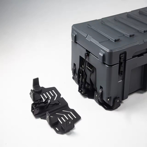 Boîte à outils robuste OUTZONE Quick Mount Bracket 122L en plastique rigide LLDPE rotomoulé, boîte <span class=keywords><strong>de</strong></span> rangement 4x4 pour porte-bagages <span class=keywords><strong>de</strong></span> <span class=keywords><strong>toit</strong></span>, profil bas, noir - Product Image 3