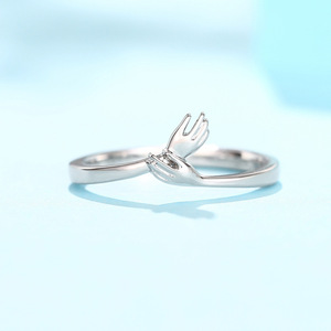 Anello Minimalista da Donna, Design a Fascia Aperta Regolabile, Gioiello Trendy per Uso Quotidiano - Product Image 5