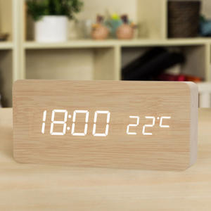 Reloj Despertador Retro de Madera al por Mayor, Silencioso, LED Luminoso, Electrónico, Moderno para Sala de Estar y Mesita de Noche - Product Image 5