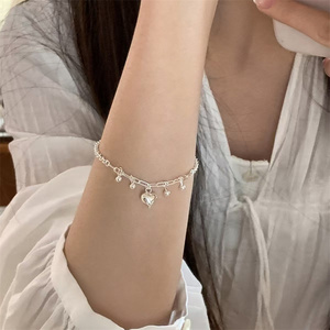 สร้อยข้อมือแฟชั่นรูปหัวใจชุบเงินทองแดงแบบขายส่งสำหรับเป็นของขวัญ - Product Image 4