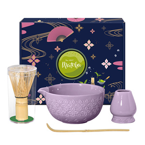 Juego de Té Matcha Tradicional Japonés de Alta Calidad, 4 Piezas, Tazón Grabado, Batidor de Bambú con Diseño de Mariposa, Juegos de Té y Café - Product Image 1