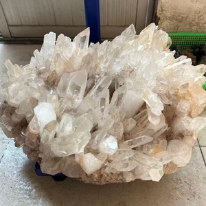 Cluster di Cristallo di Quarzo Bianco Naturale all'Ingrosso, Grandi Cristalli di Quarzo per Decorazione Casa - Product Image 4
