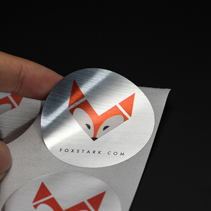 Etiquetas adhesivas de vinilo Brillante De plata cepillada con logotipo redondo pequeño personalizado, hoja de pegatinas adhesivas impermeables personalizadas - Product Image 2