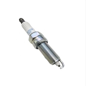 Bougies d'allumage de voiture coréenne de bonne qualité LZKR6B-10E 18855-10060 LKR7D-DE 90724 Bougies d'allumage automobile pour voitures - Product Image 5