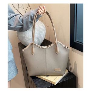 2025 Ladies Tote Bag Large Capacity PU Leather Water Resistant <b>Handbag</b> for <b>Summer</b> Autumn Winter Daily Outdoor Travel - Product Image 5