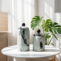 Pot de rangement de luxe en marbre avec texture ferme, design classique traditionnel pour la décoration intérieure, boîte à thé et rangement pour bibelots