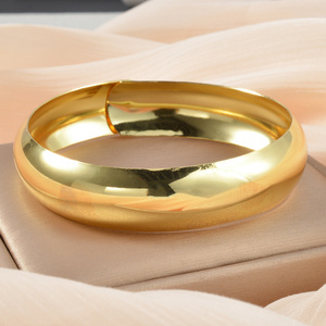 Fashion Fine Glossy Wide Surface Pure <b>Copper</b> Women Wholesale 18k Gold Plated Minimalist For Dating Party <b>bangles</b> bracelet - Product Image 4