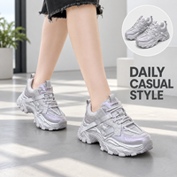 En gros Baskets en maille épaisse à lacets avec sangles superposées, Chaussures de marche décontractées, Chaussures OEM ODM Marque Privée