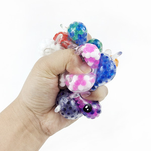 Jincan 2024 Divertido Juguete Antiestrés de Conejo TPR de TikTok, Bola de Alivio de Estrés, Huevo de Pascua Feliz, Lindo Juguete Blandito para Niños y Niñas, Regalo para Niños - Product Image 3