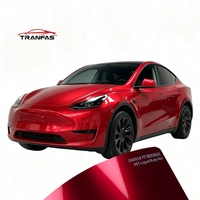 Vinilo Autoadhesivo Rojo Rubí Líquido PET Premium de Alto Brillo para Vehículos, Resistente a los Rayos UV, para Tesla Model Y