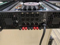 Amplificateur de puissance professionnel de classe H 4 canaux 4x1800W de haute qualité pour caissons de basses et performances scéniques