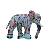 Costume gonflable personnalisé Mascotte de Noël gonflable personnalisée Éléphant de dessin animé agitant des poupées de dessin animé