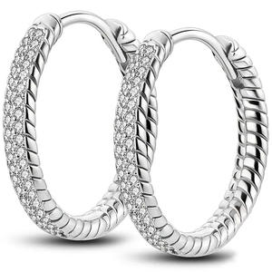 Eleganti Orecchini a Cerchio in Oro Bianco con Diamanti Taglio Brillante Rotondo Incastonati a Canale, Argento 925, Gioielli Classici da Donna per Uso Quotidiano - Product Image 1