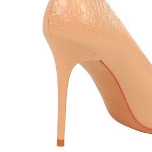 Chaussures à talons hauts pour femmes 2025 – Nouveauté mode mariage, talon fin, bout pointu, nœud papillon et strass - Product Image 3