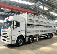Semi-remorque de transport de bétail et de moutons à rails hauts en acier de 13 m (3/4 essieux) et semi-remorque à rails fleuris de 15 m, capacité 50000 kg
