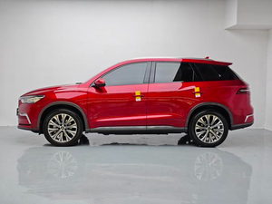 BYD Song Pro DM PHEV AWD Turbo Cuir 2019 |   Hybride rechargeable |   Rouge |   Voiture d'occasion 38 500 KM |   Conduite à gauche |   Intérieur sombre - Product Image 4