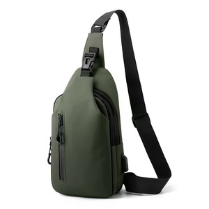 Bolso de Pecho de Lujo para Hombre de Alta Calidad, Bolso de Hombro de Diseño Impermeable con Carga USB para Hombre - Product Image 2