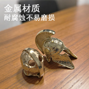 Colgante Espartano con Diseño de Espada de Cobre, Amuleto Unisex para Uso Diario, Joyería Hecha a Mano, Origen Zhejiang - Product Image 3