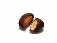 Nouggets d'amandes torréfiées au chocolat noir - Grappes d'amandes moelleuses pour des collations décontractées