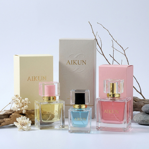 ชุดน้ำหอมแก้วทรงเหลี่ยม Aikun ขนาด 30 มล. 50 มล. 100 มล. พร้อมสติกเกอร์โลโก้ กล่องสีพาสเทล กลิ่นหอมแบบกำหนดเอง รับออเดอร์อีคอมเมิร์ซแบบจำนวนน้อย - Product Image 1