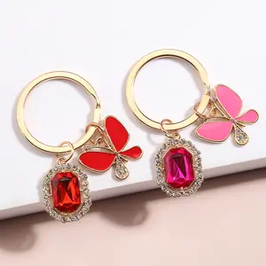 Cute Butterfly Crystal Rhinestone Sparkling Keychain Bag Pendant Handbag Charm for Women Girl Jewel Butterfly 3D metal Key chain