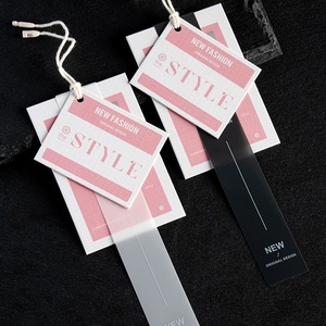 ป้ายกระดาษห่อของขวัญฉลากพิมพ์ลายหรูหรารีไซเคิลสำหรับเสื้อผ้ารองเท้ากระเป๋า - Product Image 1