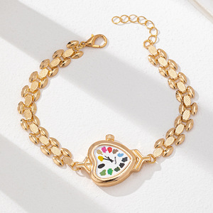 <span class=keywords><strong>DW</strong></span>-34 สร้อยข้อมือแฟชั่นปรับได้ รูปทรงนาฬิกา ทำจากโลหะผสมสีทอง - Product Image 4