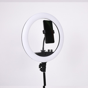 Anneau lumineux de 14 pouces en gros avec trépied, anneau lumineux LED de beauté, anneau lumineux pour téléphone, <span class=keywords><strong>TikTok</strong></span>, diffusion en direct - Product Image 1
