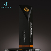 Coupe créative de trophée de cristal noir personnalisé pour souvenir de médaille d'honneur de Noël d'employé exceptionnel d'entreprise avec gravure