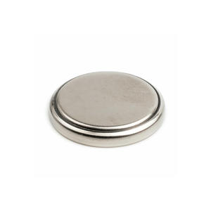 Pila de litio CR2016, 3V, 220mAh, baja autodescarga, ideal para relojes, calculadoras y dispositivos electrónicos. - Product Image 1