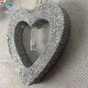 Farola de madera en forma de corazón gris brillante profesional - Product Image 3