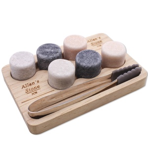 Amazon Hot Selling Granite Ice Cube 6pcs Whiskey Stone Set in Color Box with Wood Tray