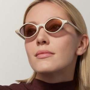 Lunettes de soleil polygonales à monture irrégulière tendance 2025 pour hommes et femmes, protection UV400, avec logo personnalisé - Product Image 2