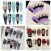 Medium Halloween Coffin Almond Press-On ABS Nail Art Pintado a mano Diseño de Halloween Stick-On Nails para dedos para Nail Art Salon