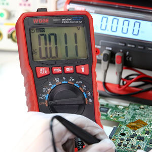 Novo popular <span class=keywords><strong>digital</strong></span> verdadeiro-rms inteligente, multímetro anti-queima hd led ac/dc tensão atual ohm com luz - Product Image 5